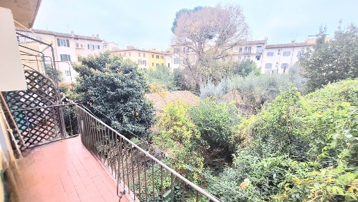 Foto Appartamento a Firenze Bolognese di 86 m² con 5 locali in vendita