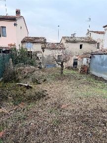 Foto Appartamento a Montemarciano di 116 m² con 4 locali in vendita