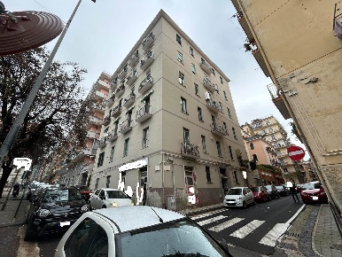 Foto Appartamento a Salerno Carmine di 140 m² con 6 locali in affitto
