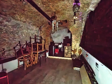 Foto Negozio in Via Nazario Sauro 48, Monterotondo Centro Storico di 60 m²