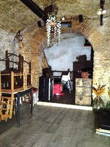 Foto Negozio in Via Nazario Sauro 48, Monterotondo Centro Storico di 60 m²
