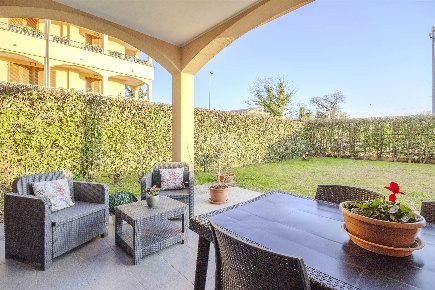 Foto Appartamento in Via Dei Mariani 30, Desio di 130 m² con 3 locali