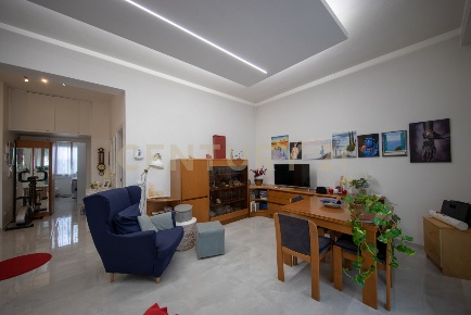 Foto Appartamento in Via dell'Assunzione 45, Roma di 74 m² in vendita