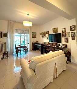 Foto Appartamento a Livorno di 110 m² con 5 locali in vendita