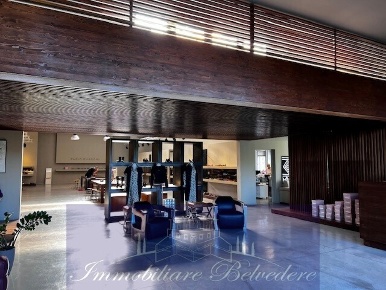 Foto Capannone industriale in Via Cassia 63, Impruneta Tavarnuzze di 620 m²