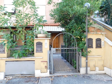 Foto Appartamento in via Italo Calvino, Monterotondo di 119 m² con 5 locali