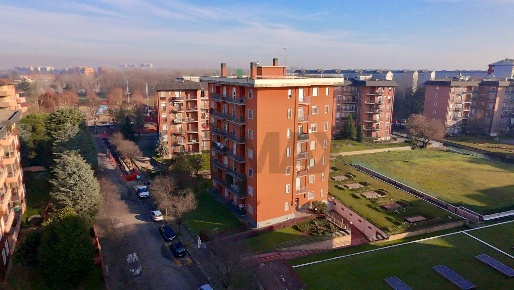 Foto Appartamento in Via Torino, Rozzano Centro di 114 m² con 3 locali