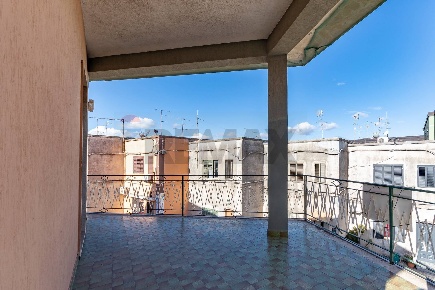 Foto Appartamento in via Iblea 2, Melilli Centro di 140 m² con 5 locali