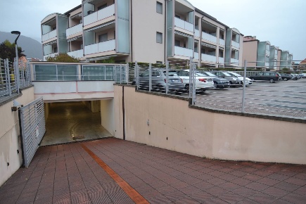 Foto Box in Via Ugo Foscolo, Loano Centro di 17 m² con 1 locali in affitto