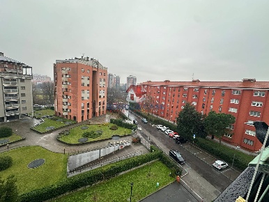 Foto Appartamento in Via Ugo Ojetti, Milano Gallaratese di 66 m² in vendita