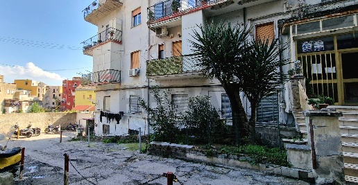 Foto Appartamento in Salita Miradois, Napoli Sanità di 85 m² con 3 locali