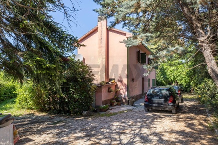 Foto Rustico in Strada della Torre, Senigallia di 150 m² con 4 locali