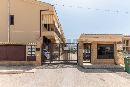 Foto Case semi ndipendenti in via tacito 5, Siracusa Belvedere - Tremmilia