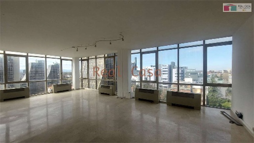 Foto Ufficio in Via Cagliostro, Modena San Faustino di 160 m² con 4 locali