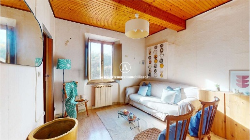 Foto Appartamento in via Bottigliona 3, Pietrasanta di 60 m² con 4 locali