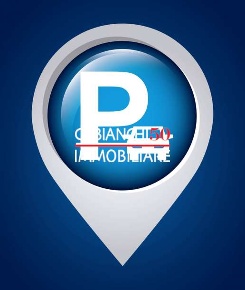 Foto Box in Corso Cobianchi, Verbania Intra di 15 m² con 1 locali