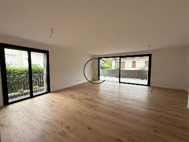 Foto Appartamento a Treviso di 164 m² con 6 locali in vendita