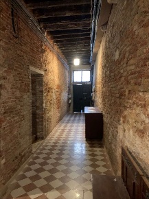 Foto Appartamento in S. Croce 1662, Venezia Santa Croce di 100 m² all'asta