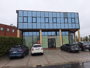 Foto Ufficio a San Giuliano Terme Ghezzano di 309 m² con 1 locali
