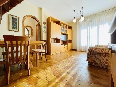 Foto Appartamento a Camaiore Lido di Camaiore di 95 m² con 4 locali