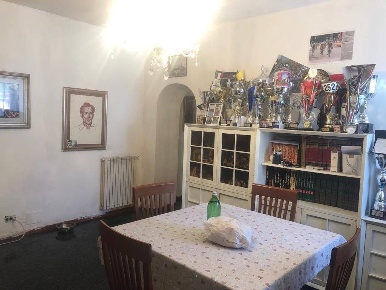 Foto Casa indipendente a Massa Centro di 80 m² con 3 locali in vendita
