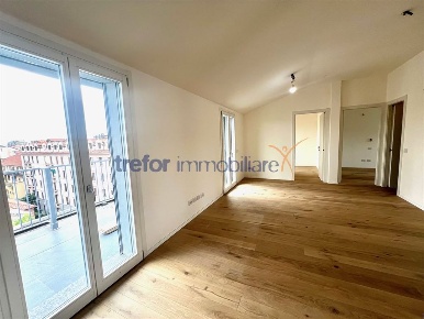 Foto Appartamento in corso XXII marzo, Milano Cadore di 112 m² con 3 locali