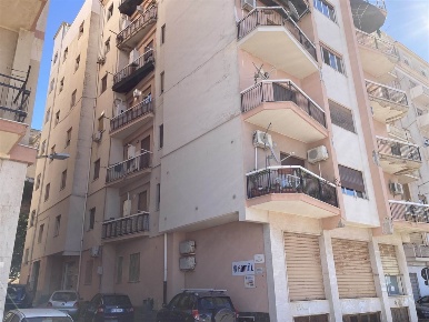 Foto Appartamento in Via Picone, Agrigento di 190 m² con 7 locali