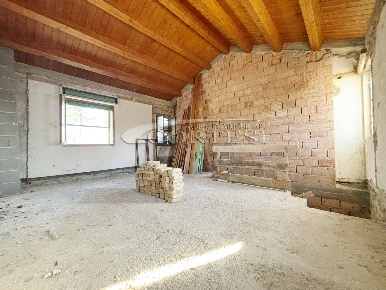 Foto Villa bifamiliare a Fano di 89 m² con 4 locali in vendita