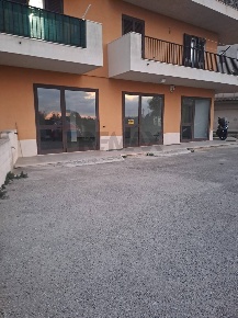 Foto Locale commerciale in Via Sacro Cuore, Modica Modica Sorda di 120 m²