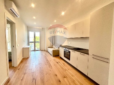 Foto Appartamento in VIA OSOPPO, Milano De Angeli di 45 m² con 2 locali