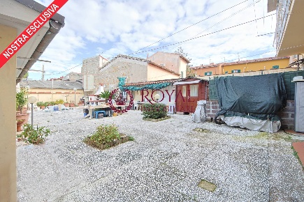 Foto Villa singola in Via Dei Pelaghi, Livorno Salviano di 260 m²