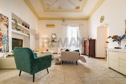 Foto Appartamento in Discesa Dei Giudici, Palermo Kalsa di 196 m²