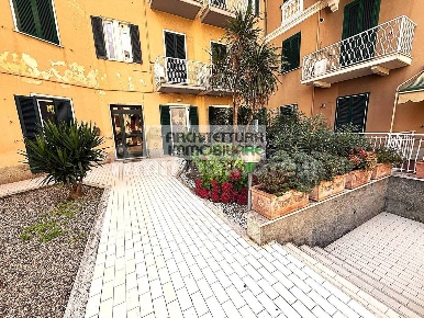 Foto Appartamento in VIA CASSISI, Celle Ligure Celle Ligure Pecorile