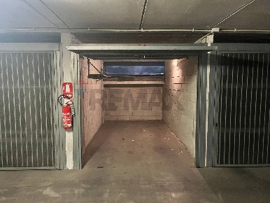 Foto Box in Via San Paolo, Pavia San Giovannino - Pompieri di 14 m²