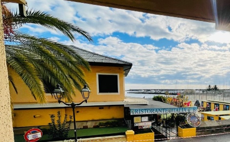 Foto Appartamento in Via Trento Trieste 33, Sanremo Teatro Ariston di 51 m²