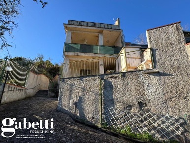 Foto Casa indipendente in Contrada Fiumitello 2, Montagnareale di 120 m²