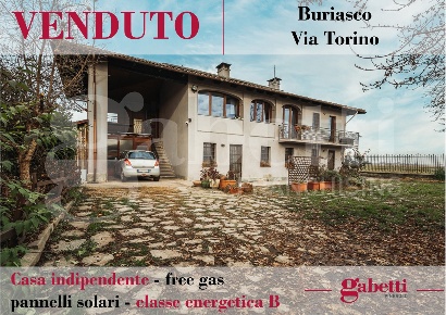 Foto Casa indipendente in Via Torino 2, Buriasco di 180 m² con 5 locali