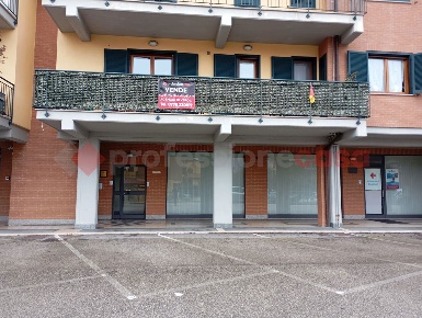 Foto Appartamento in Via Case Campoli snc, Veroli di 90 m² con 3 locali