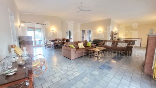 appartamento in affitto a Pozzuoli in zona Pisciarelli