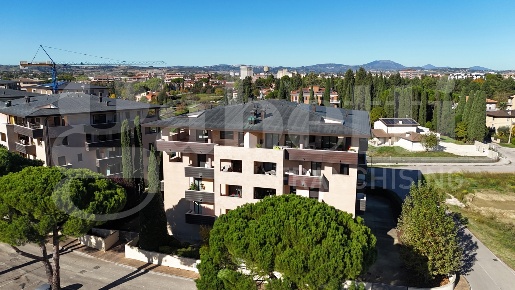 Foto Attico in GEMELLI BALDONI, Bastia Umbra di 180 m² con 4 locali