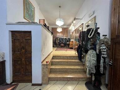 Foto Laboratorio in Via Melchiorre Gioia, Firenze di 380 m² con 7 locali