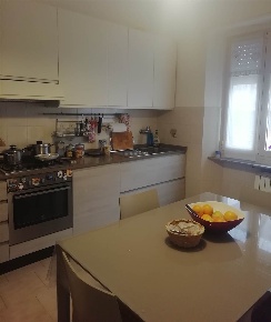 Foto Appartamento a Chiaravalle Centro di 85 m² con 4 locali in vendita