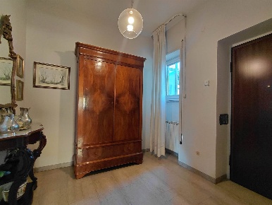 Foto Appartamento a Pistoia Pistoia Ovest di 162 m² con 7 locali in vendita