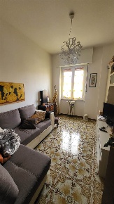 Foto Appartamento in Via Biella, Milano Famagosta di 57 m² con 3 locali