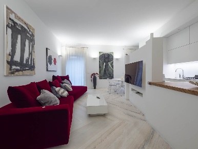 Foto Appartamento in corso Europa, Milano Duomo di 125 m² con 3 locali