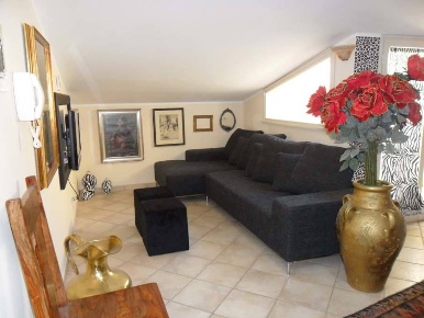 Foto Appartamento a Bagheria Centro di 90 m² con 3 locali in affitto