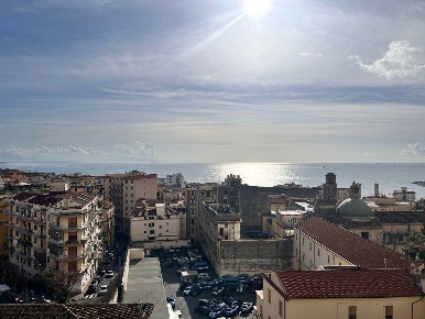 Foto Appartamento in Via S. Eremita 23, Salerno Centro di 70 m² in vendita