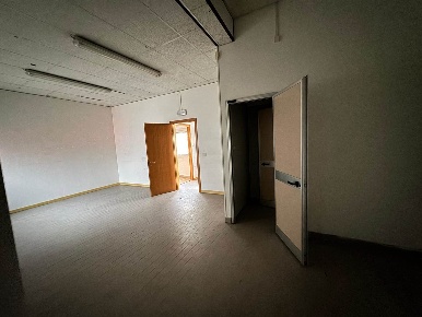 Foto Magazzino a Venezia Mestre di 51 m² con 2 locali in affitto