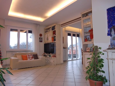 Foto Appartamento a Montevarchi Città di 105 m² con 5 locali in vendita