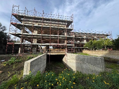 Foto Attività commerciale a Somma Vesuviana di 1290 m² in vendita